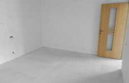 De vanzare apartament 3 camere, 100 mp, terasa de 66 mp, semifinisat! Zona Vivo!