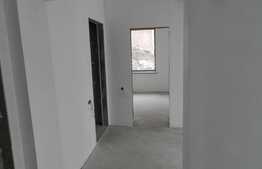 Apartament cu 3 camere, 98.3 mp, terasa de 31 mp, semifinisat! Zona Vivo!