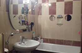 Apartament 2 camere, 56 mp, decomandat, parcare, boxa, zona strazii Aleea Brates