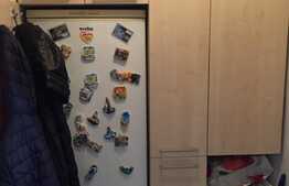 De vanzare garsoniera, 22 mp, etaj intermediar, zona Auchan