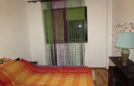 De vanzare 2 camere, 48 mp, decomandat! Gradina de 58 mp! Zona strazii Stejarului!