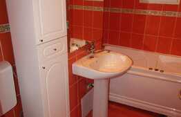 Apartament 3 camere, 65 mp, decomandat, parcare, zona strazii Rapsodiei