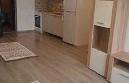 Apartament 3 camere, 60 mp, terasa de 25 mp, garaj, zona OMV