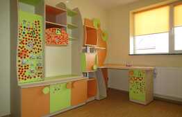 Apartament 4 camere, 100 mp, parcare, zona strazii Frunzisului