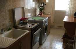 Apartament 2 camere, 50 mp, decomandat, parcare, boxa, zona Mc Donalds