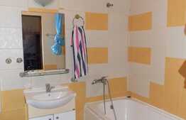 Apartament 3 camere, 55 mp, in casa, zona strazii Campului