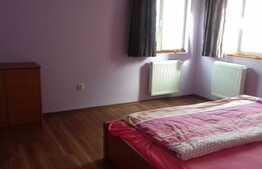 Apartament de vanzare cu 2 camere, 56 mp, parcare cu CF! Zona strazii Eroilor!