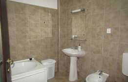 Apartament 2 camere, 65 mp, decomandat, terasa de 10 mp, zona Piata 1 Mai