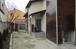 Casa insiruita de vanzare, 130 mp, 187 mp, front 15 ml, zona Carbochim