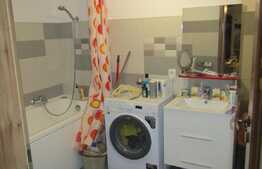 Casa insiruita de vanzare, 130 mp, 187 mp, front 15 ml, zona Carbochim