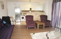 De vanzare 2 camere, 56 mp, modern lux! loc de parcare! Zona strazii Sesul de Sus!