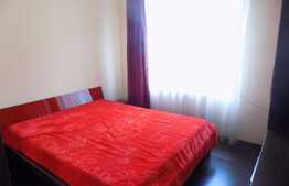 Apartament de vanzare, 3 camere, 64 mp, loc de parcare, zona strazii Florilor