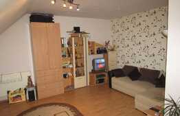 Garsoniera situata la mansarda, 36 mp, la cheie! Zona strazii Porii!