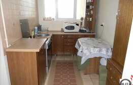 52 mp utili, 2 camere decomandate, zona Calea Floresti. Boxa inclusa!