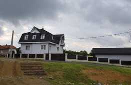 Vanzare casa individuala, 260 mp, 1050 mp teren, zona linistita de case si vile!