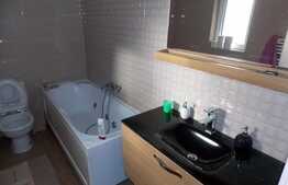 Vanzare casa individuala, 260 mp, 1050 mp teren, zona linistita de case si vile!