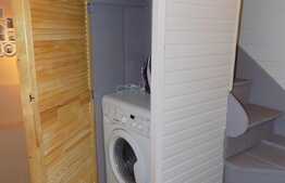 Apartament 3 camere pe 2 niveluri, 55 mp, boxa subsol, zona strazii Horea