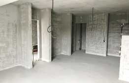 De vanzare apartament cu 4 camere, 125 mp, zona strazii Calea Borhanciului