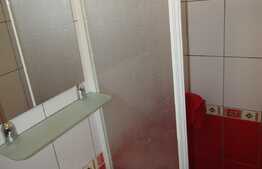 Apartament 3 camere, 49 mp, parcare, zona Piata Hermes