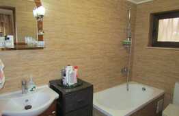 Triplex de 75 mp utili, teren de 185 mp! Zona linistita de case si vile!