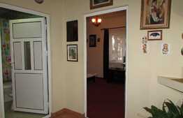 Casa de vanzare 120 mp, teren de 658 mp, front 14, zona Petrom