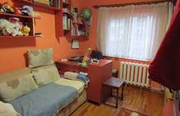 Apartament 3 camere, 63.70 mp, boxa, zona strazii Meteor