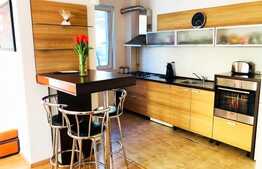 2 camere, 68 mp, decomandat, zona Grand Hotel Italia