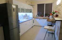 Apartament pe doua niveluri, 4 camere, 119.83 mp! LUX! Zona Terra!