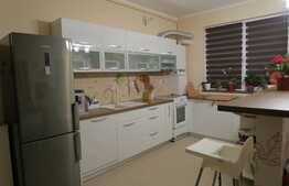 Apartament pe doua niveluri, 4 camere, 119.83 mp! LUX! Zona Terra!