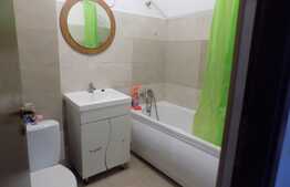 Apartament , 3 camere, 62 mp, parcare! Zona strazii Eroilor!