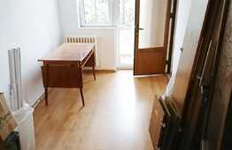 Apartament 3 camere, 57 mp, decomandat, zona strazii Primaverii