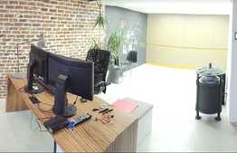 Spatiu comercial ultrafinisat, 112 mp, mobilat, zona strazii Fagului