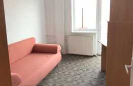 Apartament 3 camere, 70 mp, zona Casa de Cultura