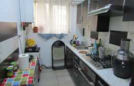 De vanzare 3 camere, 52.90 mp, boxa, parcare, zona strazii Bucium