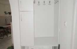 Apartament 3 camere, 65 mp, recent renovat,boxa subsol, zona Cora