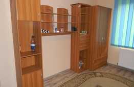 Apartament 3 camere, 110 mp, decomandat, la casa, zona strazii Campului