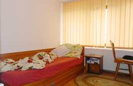 Apartament 3 camere, 110 mp, decomandat, la casa, zona strazii Campului