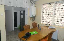 Apartament 3 camere, 110 mp, decomandat, la casa, zona strazii Campului