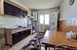 Apartament cu 3 camere, decomandat, 70 mp, B-dul Nicolae Titulescu