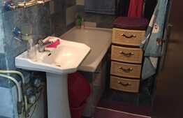 De vanzare garsoniera, 28 mp, boxa, zona Leroy Merlin