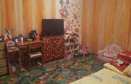 Apartament cu 2 camere, 50 mp, 3 balcoane! Zona strazii Eroilor!