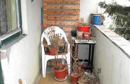 2 cam, 49 mp vizavi de Iulius Mall!