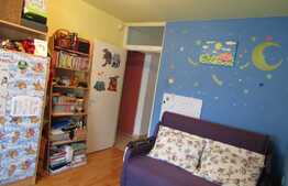 Apartament 3 camere, 63,75 mp, decomandat, parcare, 2 boxe subsol, zona Profi