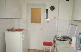 Apartament 3 camere, 70 mp, decomandat, garaj, zona Minerva