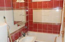 Apartament 2 camere, 49,7 mp, decomandat, zona Hotelului Royal