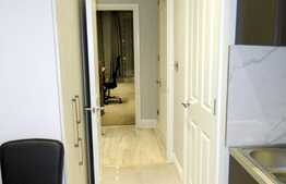 Apartament cu 2 camere, 50 mp, decomandat, garaj, zona Blocului Spray