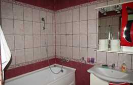 Apartament cu 2 camere, 49 mp, loc de parcare, zona strazii Porii