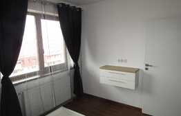 De vanzare 3 camere, 58 mp, balcon de 8 mp! Parcare cu CF! Zona strazii Sub Cetate!