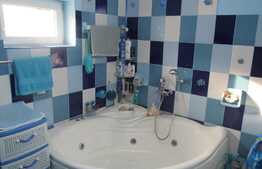 2 camere, 56 mp, 2 balcoane! Gradina 80 mp, 2 parcari! 