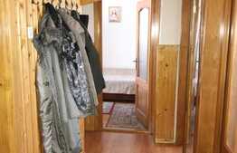 Apartament 3 camere, 60 mp, decomandat, etaj intermediar, zona Aleii Baisoara